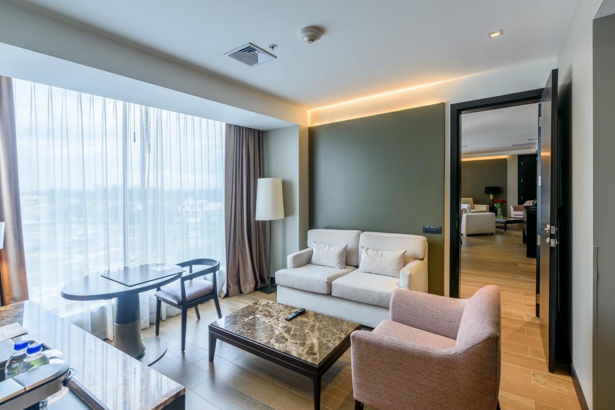 Eb Hotel By Eurobuilding Quito Airport Tababela Buitenkant foto